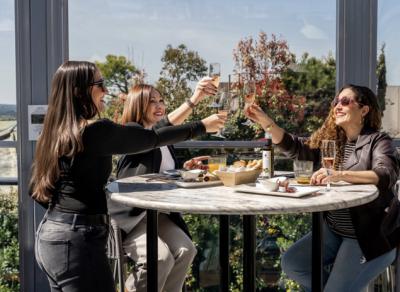 Inhala Terraza impulsa su oferta gastronómica con un brunch premium y un menú ejecutivo en pleno centro de Madrid