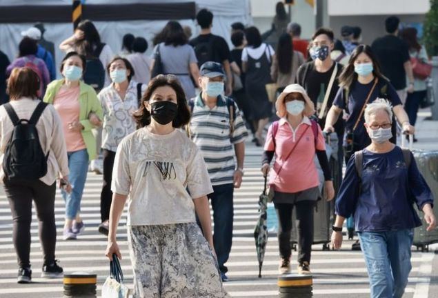 Taiwan relajará el uso de mascarillas en espacios abiertos a partir del 1 de diciembre. (Foto de CNA)
