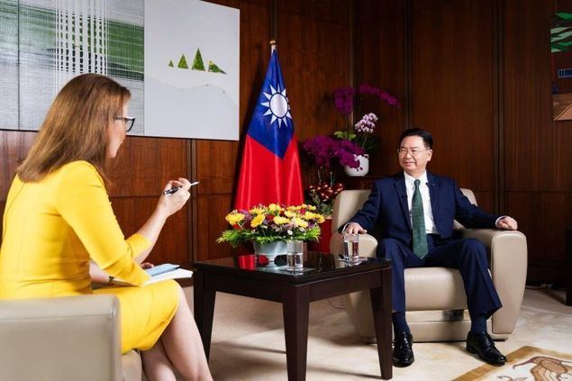 El ministro de Relaciones Exteriores, Jaushieh Joseph Wu, durante la entrevista. (Foto del Ministerio de Relaciones Exteriores)