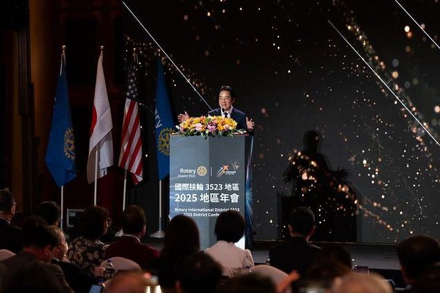 El presidente Lai Ching-te interviene en la Conferencia Distrital 2025 del Distrito 3523 de Rotary International, el 12 de abril, en la ciudad de Taipéi. (Foto cortesía de la Oficina Presidencial)