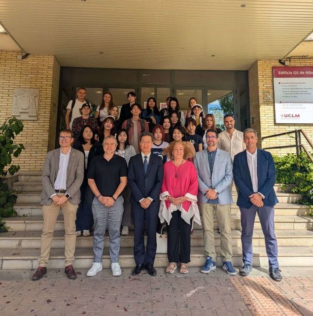 Abre el Cuenca el Curso Anual de Lengua y Cultura Españolas 2025-2026