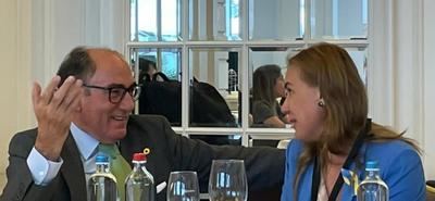 Ignacio Galán y Kadry Simson, comisaría de Energía, dialogan sobre cuál debe ser el futuro energético de la UE