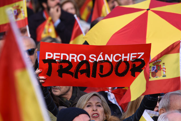 España, arrodillada ante la excepcionalidad comunista y golpista