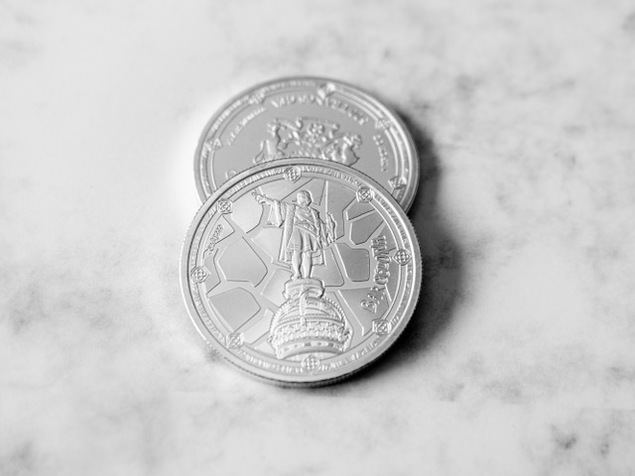Andorrano Joyería presenta su edición limitada de monedas Colón inspirada en Barcelona