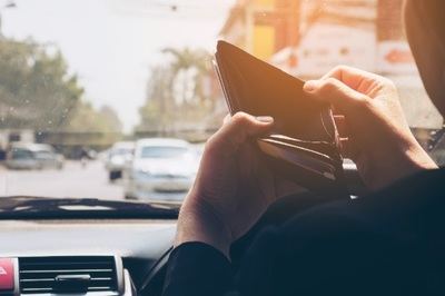 L os hábitos al volante que están vaciando tu bolsillo durante la cuesta de enero