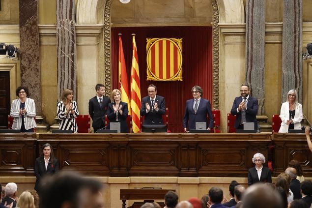 El Parlament mantiene bloqueada la Comisión de Peticiones por negarse a hacer presidenta a una diputada de VOX