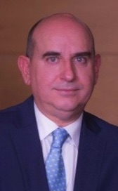 PERFIL: Raúl Ochoa Marco
ABOGADO DIRECTOR DEL BUFETE OCHOA-MARCO & ASOCIADOS
Títulos y Cargos - Diputado de la Junta de Gobierno del Ilustre Colegio de Abogados de Madrid desde diciembre de 2017. - Miembro de la Real Academia de Jurisprudencia y Legislación. - Secretario de la Asociación Nacional de Abogados Penalistas. - Miembro del Consejo Académico del Instituto Superior de Derecho y Economía (ISDE). - Vicepresidente 1º de la Asociación de Abogados por un Colegio ético. - Presidente de la Comisión de Formación de la FBE (Federation Bar European). - Licenciado en Derecho por la Universidad Complutense de Madrid (1986-1991) con la calificación de sobresaliente. - Cursos de doctorado en Derecho Procesal por la Universidad Complutense de Madrid (1994).

Experiencia profesional - Abogado en ejercicio desde 1991, especialista en litigiosidad. - Socio Fundador del Bufete OCHOA-MARCO & ASOCIADOS, desde Noviembre de 2016.

Reconocimientos - Premio a la Excelencia en la Práctica Jurídica de ISDE en la categoría de Director en el área “Derecho Procesal Penal”. - Estrella de Oro al Mérito Profesional y Diploma a la Excelencia Profesional otorgado por el el Instituto para la Excelencia Profesional como reconocimiento a la labor y compromiso con la excelencia. - Medalla del Colegio de Procuradores de Madrid. - Medalla de honor del Ilustre Colegio de Abogados de Madrid al Turno de Oficio, en reconocimiento a la labor y dedicación.

Materias impartidas en el Máster de Abogacía UCM:

El Ejercicio de la Abogacía: Funciones, Competencias, Deberes y Gestión del Despacho.