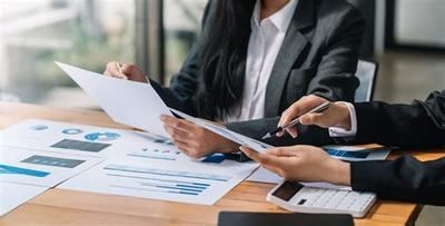 La PMO: no solo una consultora experta en revisión financiera