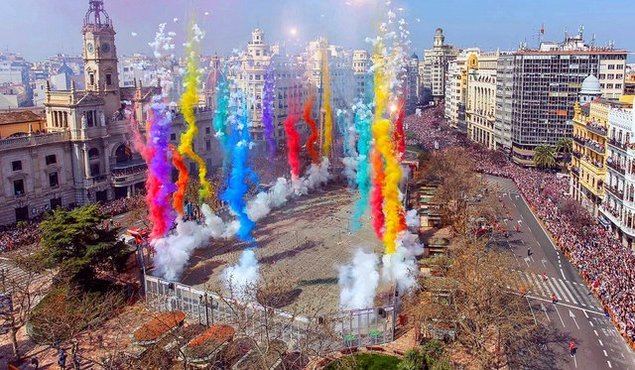El sector de la pirotécnica prevé recuperar las cifras pre-pandemia en las Fallas 2023