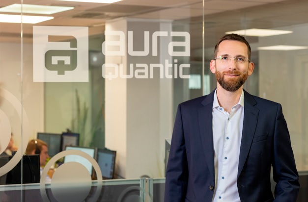 AuraQuantic lidera el informe G2 Grid verano 2025 como plataforma de desarrollo No Code