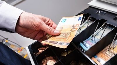 España es el segundo país europeo donde predomina el uso de dinero en efectivo