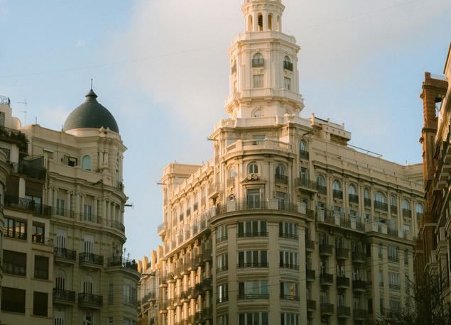 Valencia rompe récords de turismo en 2024 y se reactiva la discusión sobre la tasa turística