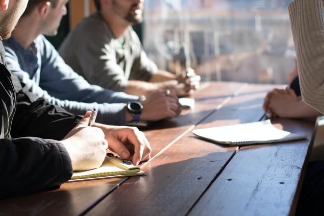 Descubre los 10 consejos claves para mejorar los ingresos de tu empresa