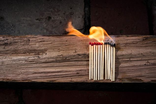 Limpieza de hollín tras un incendio: esencial para la seguridad y la salud