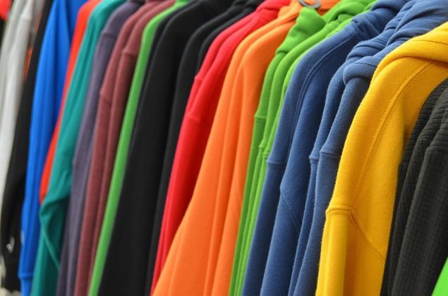 Sudaderas personalizadas Kronix: conecta, crea recuerdos y fortalece la identidad de tu grupo