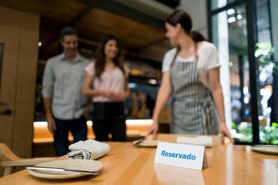 Uno de cada dos restaurantes depende de las reservas online para general el 50% de la facturación de su negocio