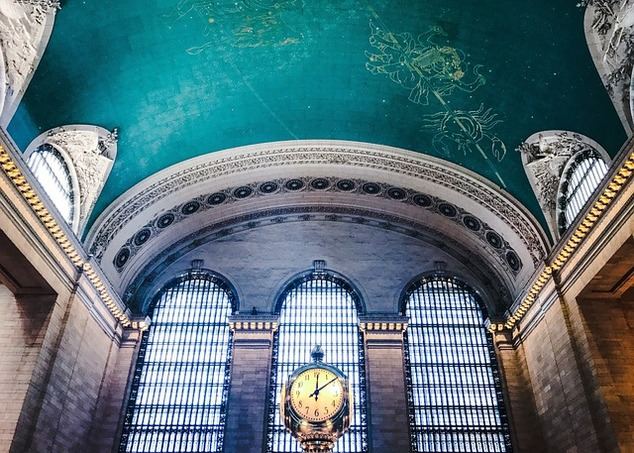 Rehabilitación, conservación y restauración de relojes y campanas en edificios públicos