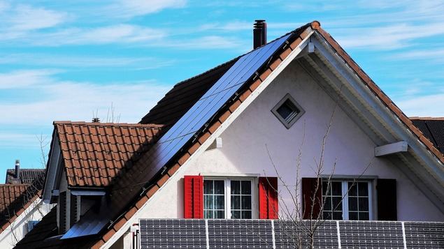 ¿Alquilar o comprar tus placas solares?