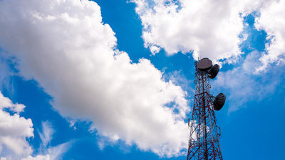 La concentración del mercado de las telecomunicaciones amenaza el acceso universal a internet