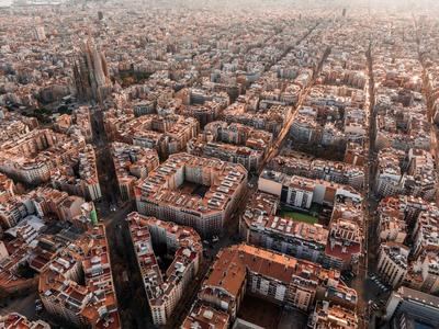 El plan de Illa para frenar la ‘compra especulativa’ amenaza con hundir la oferta de vivienda