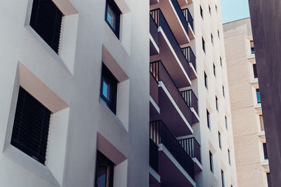 El nuevo decreto ley de emergencia habitacional de Baleares puede disparar la conversión de locales comerciales en viviendas
