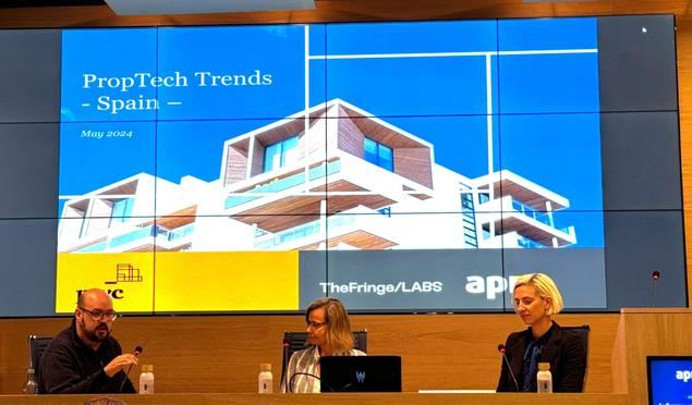 De izquierda a derecha: David Hueso (The Fringe/LABS), Anna Puigdevall (API) y Miren Telleria (PwC)