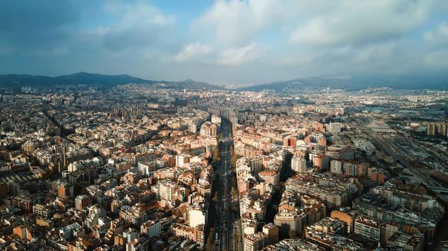 Cataluña debe relajar la presión fiscal sobre los empresarios si quiere ser atractiva para acoger la inversión y ganar dinamismo frente a Madrid