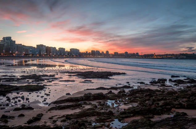 El alquiler en la costa se encarece el doble que los precios de venta: un 6,05% frente a un 2,84%