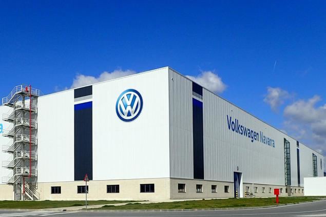 Más de 10.000 coches incompletos en Volkswagen Navarra por falta de semiconductores