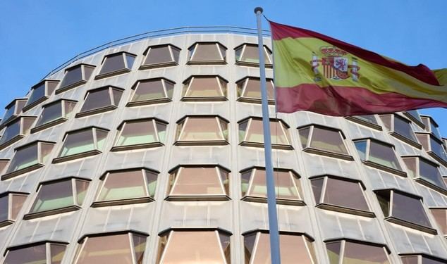 Entre la España judicial y el Planeta bipolar