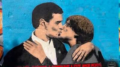 Racismo de Puigdemont, rearme nuclear de Europa y bandera anti armamentista de los socios de Sánchez