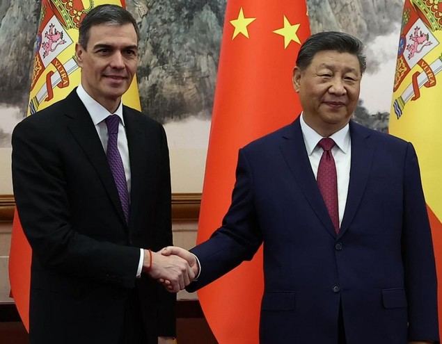 Sintonía de Sánchez y Xi Jinping, tregua arancelaria de Trump y calvario judicial del Gobierno con ministros reprobados