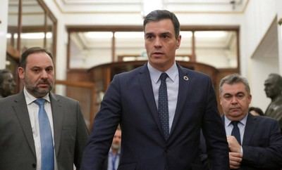 Sánchez elude la corrupción y se atrinchera en La Moncloa con la complicidad de sus socios