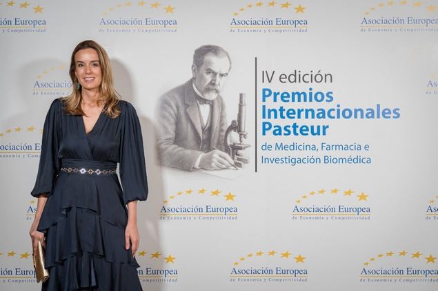Dra. Elsa González Pérez: la neurocirujana que está transformando la cirugía de columna con innovación, precisión y humanidad