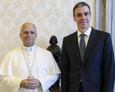 Un ateo recibe al Papa en el peor momento de la democracia