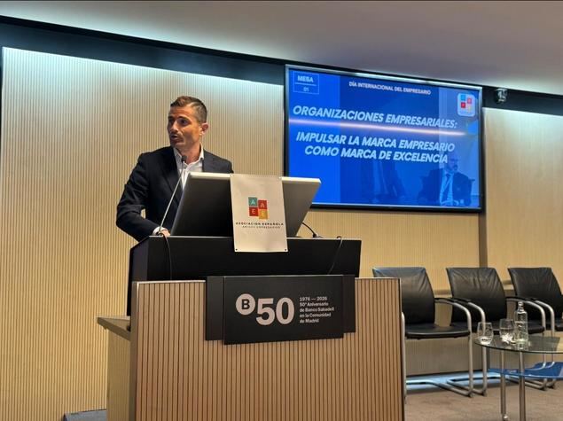 Alfonso Merlos, presidente de 'El Mundo Financiero', hizo las funciones de introductor de la jornada.