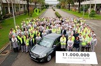 Un Citroën C-Elysée, vehículo 11 millones producido en Vigo