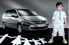 Citroën C8, ayuda a la economía familiar con importantes descuentos