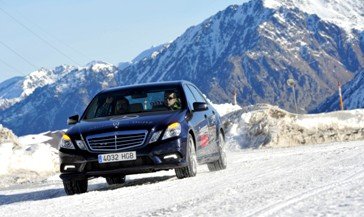 Mercedes organiza cursos de conducción segura Experiencia 4MATIC