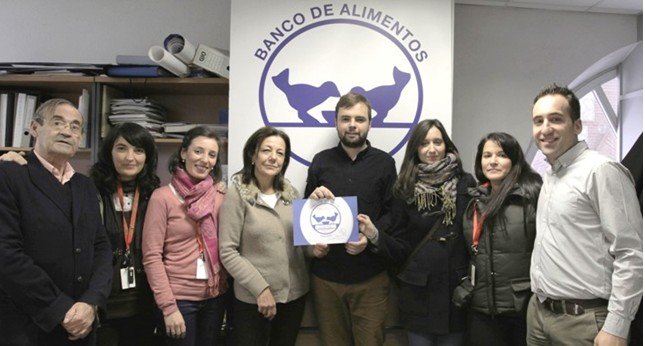 Cetelem aporta 3 toneladas de alimentos a la Operación Kilo