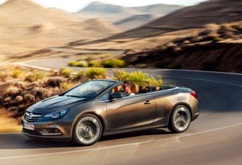 Opel Cabrio, el primero de esta Clase para aprovechar el buen tiempo