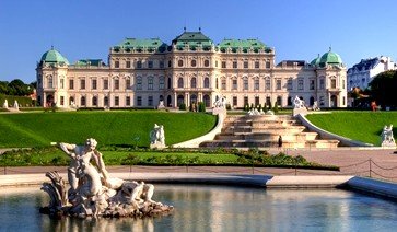 Viena, música y belleza palaciega a orillas del Danubio