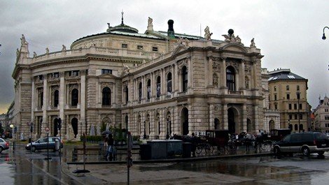Viena, música y belleza palaciega a orillas del Danubio
