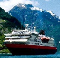 Hurtigruten, un recorrido por la costa noruega en una línea centenaria