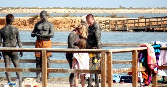 Los lodos de Lo Pagan, en el Mar Menor (Murcia), cuentan con unas propiedades casi idénticas a las del Mar Muerto.